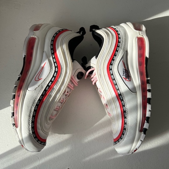 AIR MAX 97’ GS ‘SCRIPT SWOOSH’
SIZE 6.5 YOUTH - Picture 3 of 7